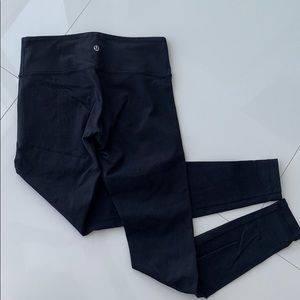 Lululemon Black Wunderwunder